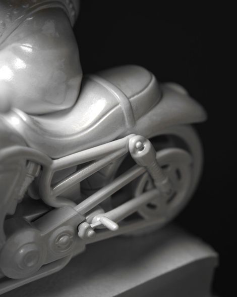 Statuette Rebellious Aries with Gold