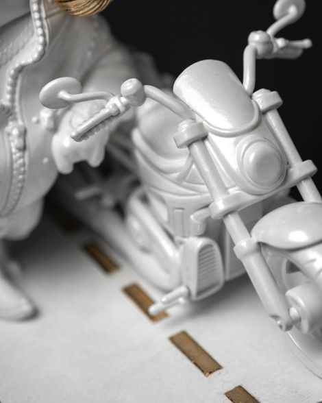 Statuette Rebellious Aries with Gold