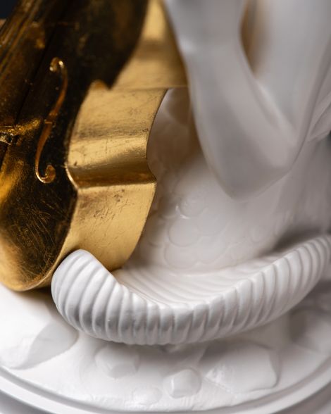 Statuette “Musical Virgo with Gold”