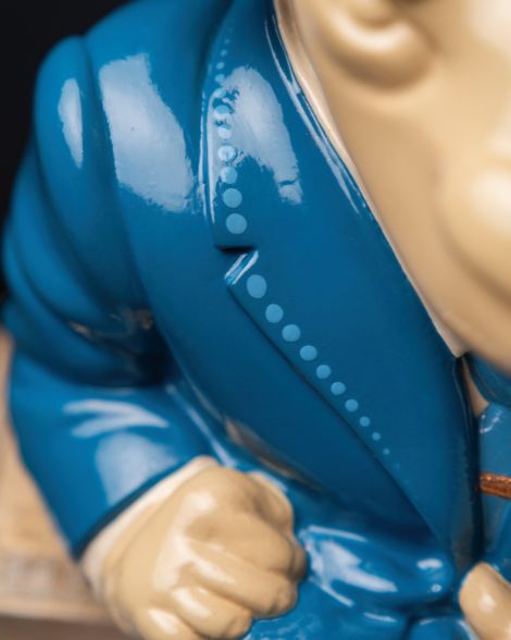 Statuette Taurus – Blue Masquerade