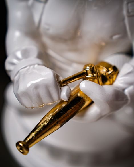 Statuette The Firefighting Aquarius with Gold