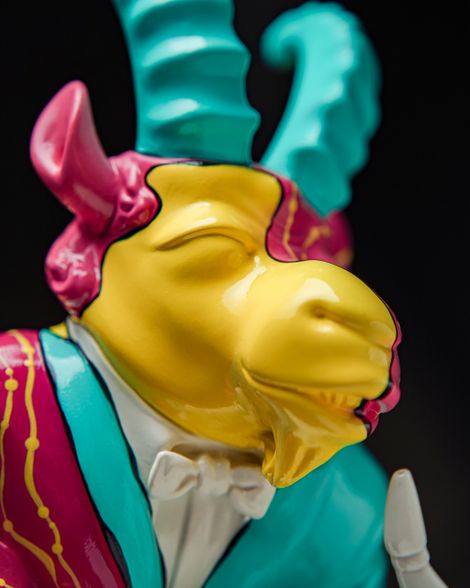 Statuette Capricorn – The Fool’s Theatre Zodiac