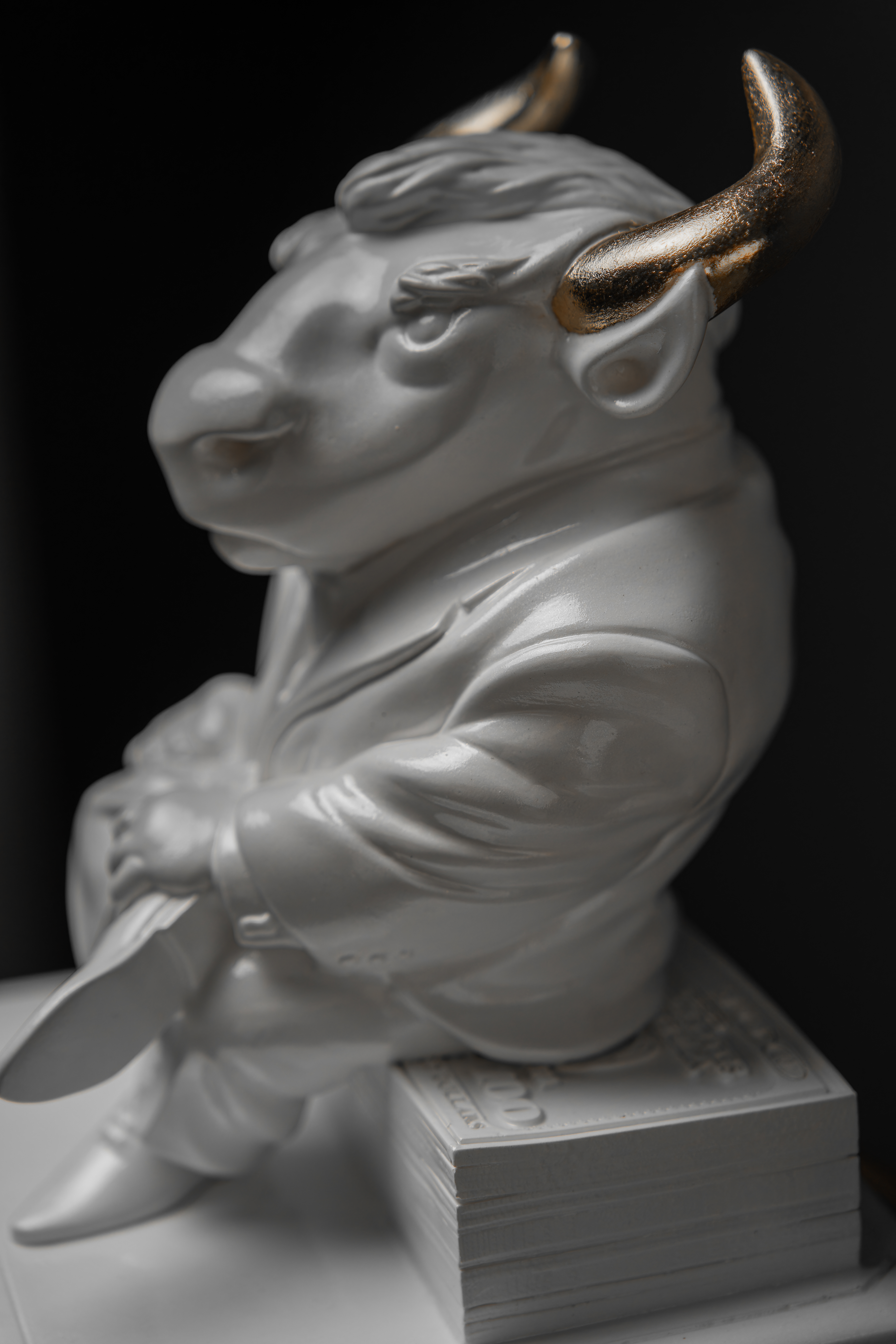 Statuette The Important Taurus with Gold