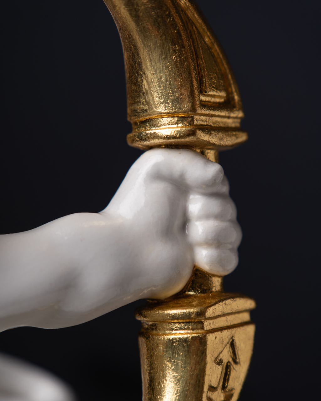 Statuette “Untamed Sagittarius with Gold”