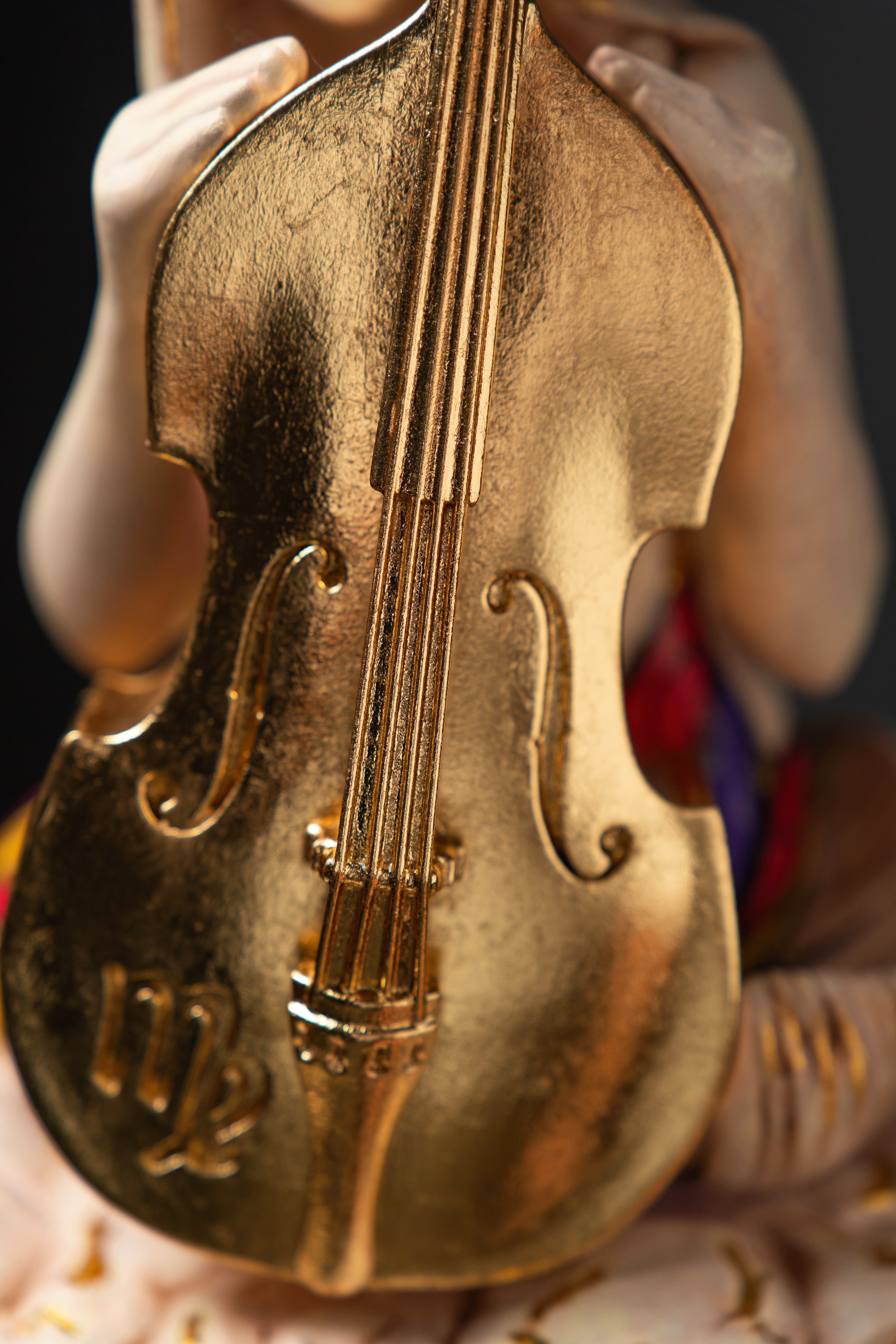 Statuette "Musical Virgo" Carnival