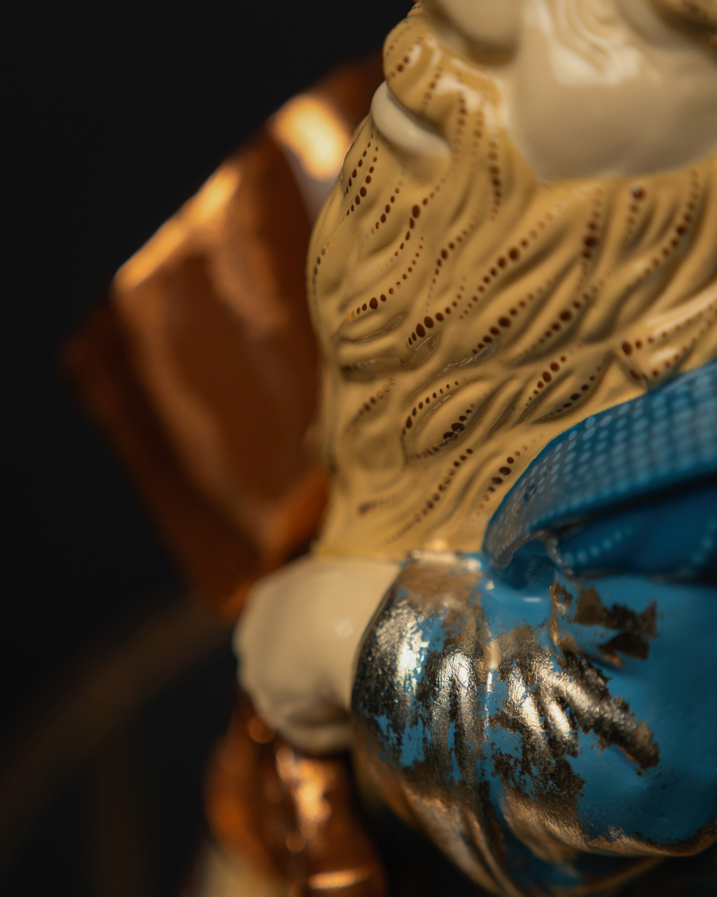 Libra Statuette – Blue Masquerade