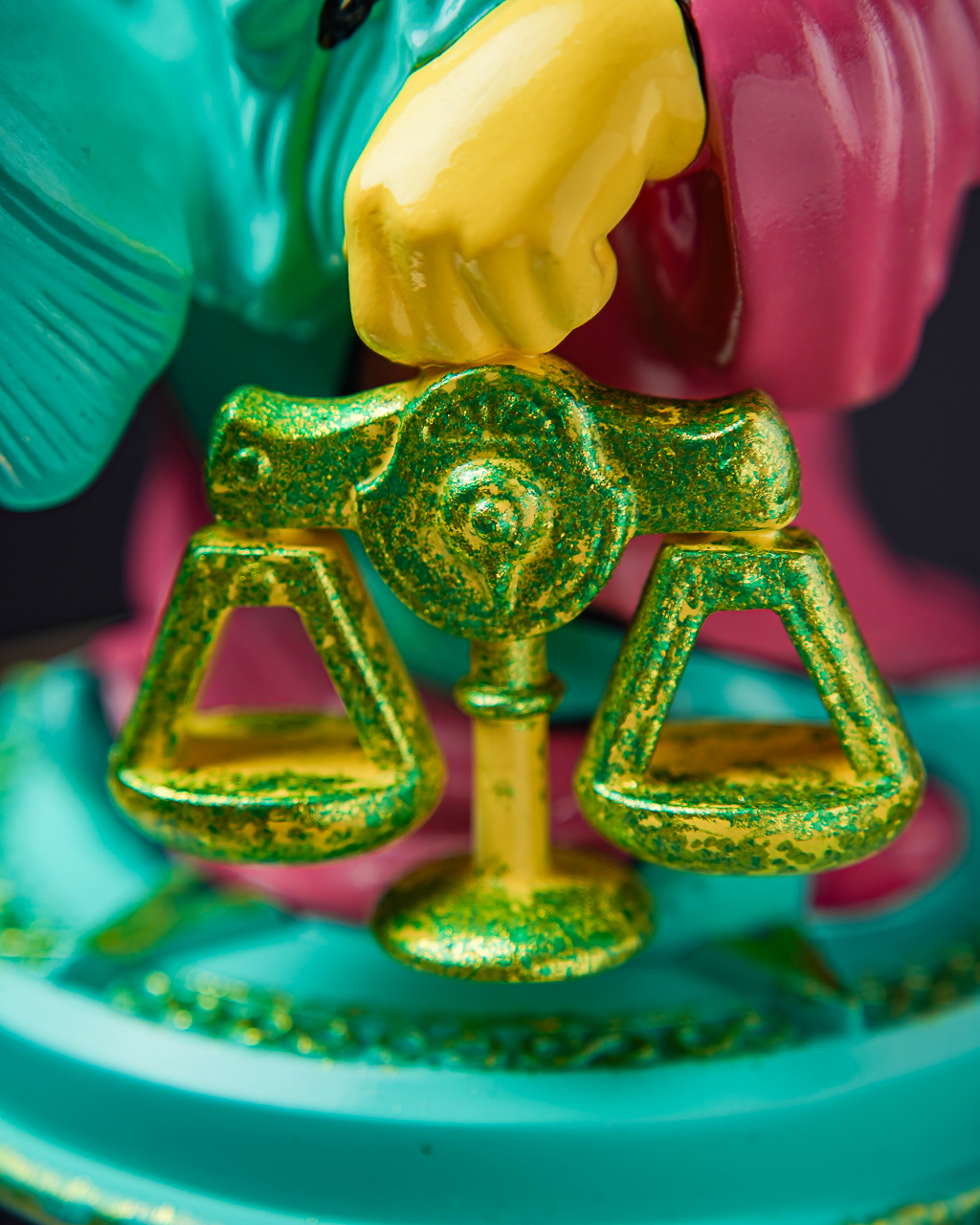 Statuette Libra – The Fool’s Theatre Zodiac