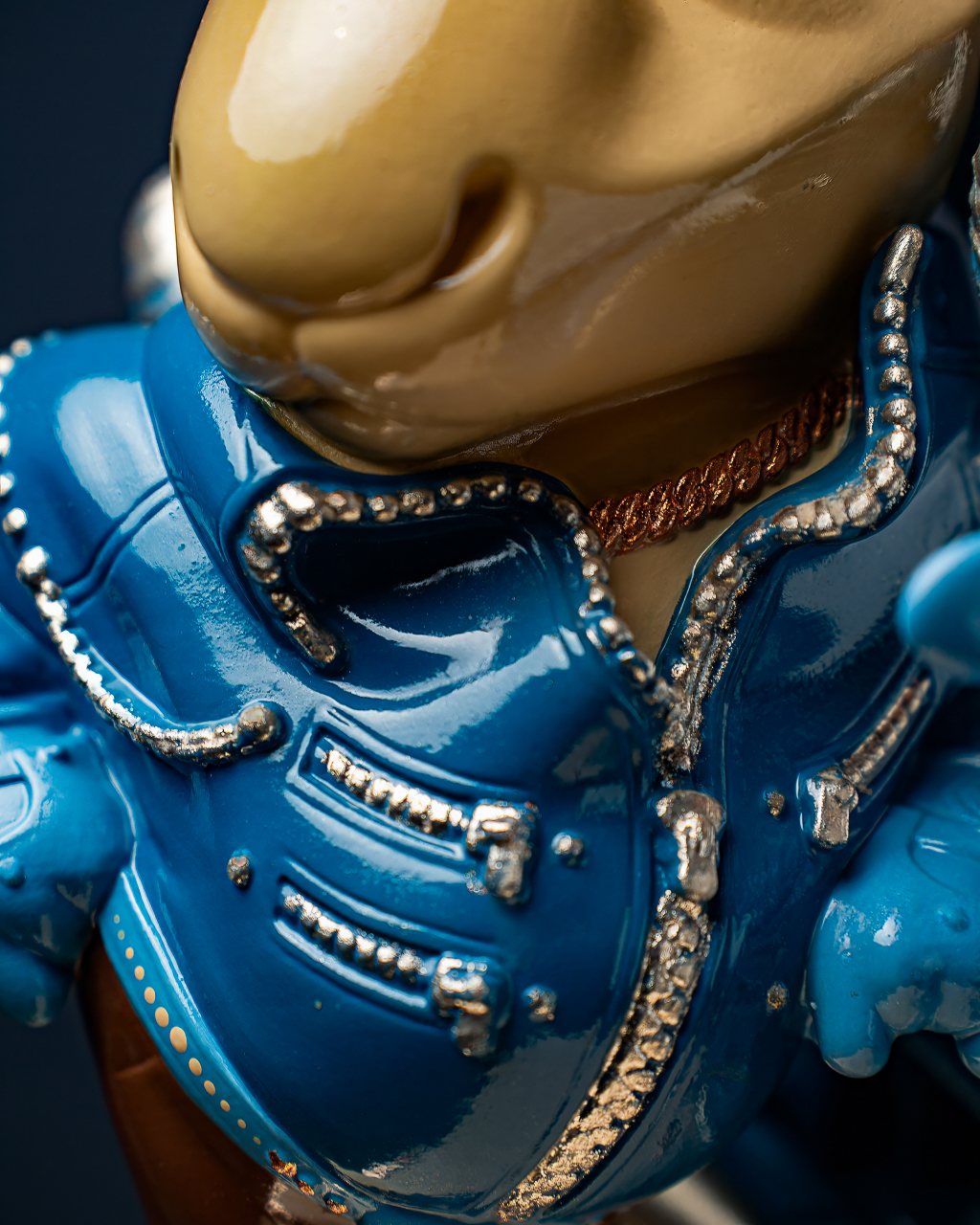 Statuette Aries – Blue Masquerade