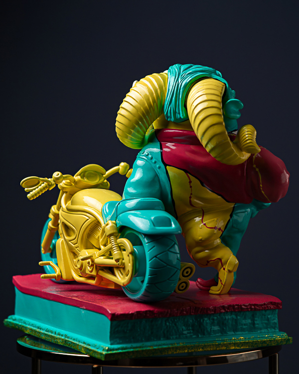 Statuette Aries – The Fool’s Theatre Zodiac